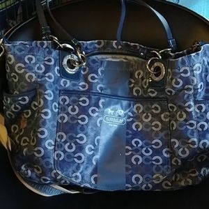 Coach shoulder bag